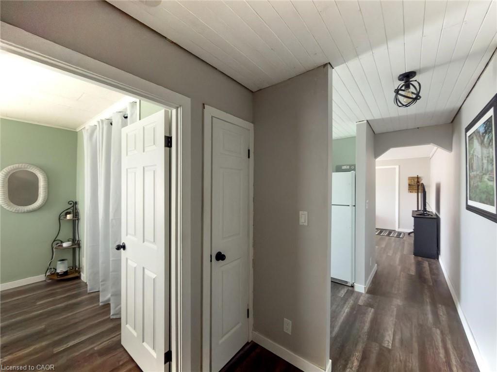 9-1755 King Street Property Photo 24