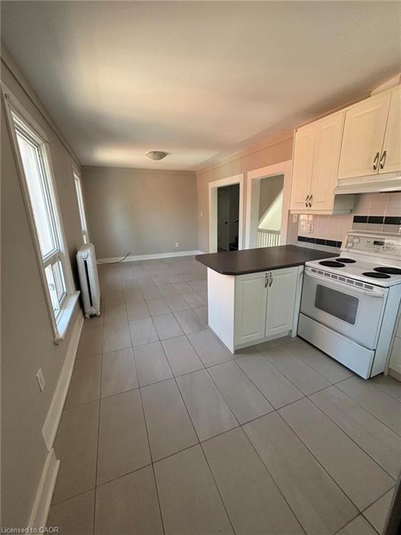 2-27 Arthur Street Property Photo 3