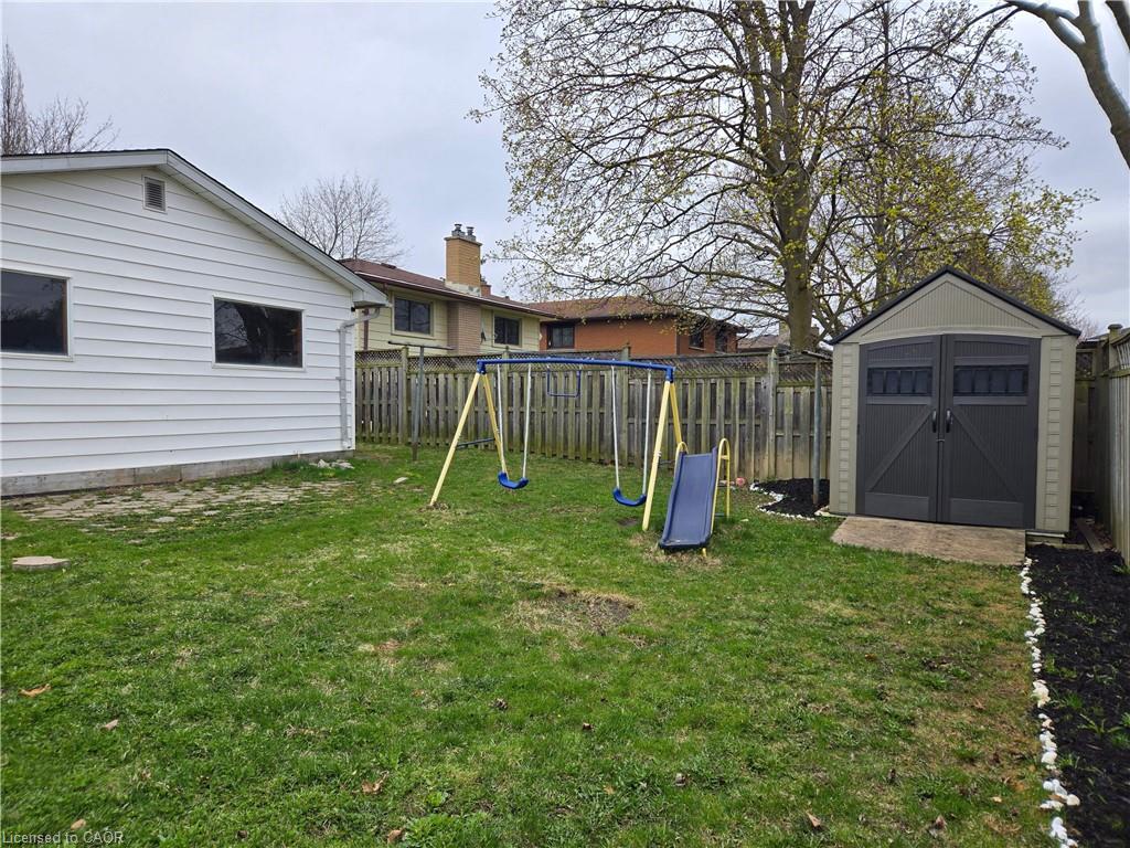 261 Overlea Drive Property Photo 11