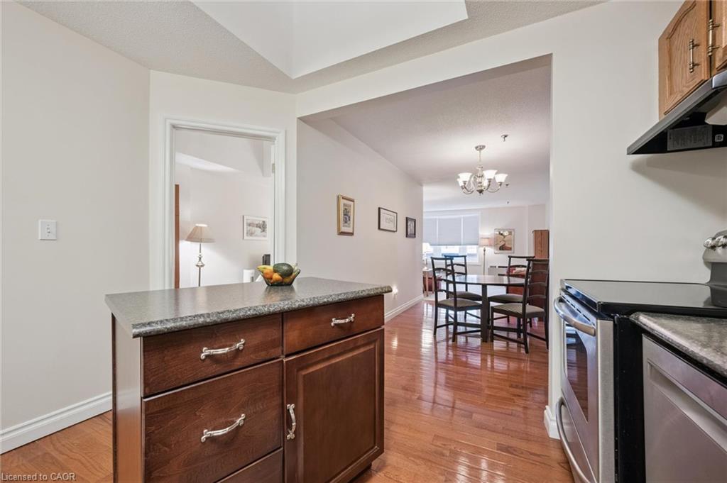 216-1009 Queenston Road Property Photo 8