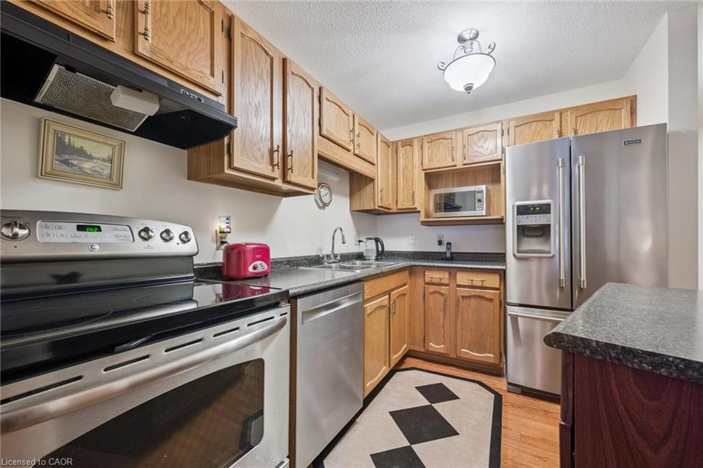 216-1009 Queenston Road Property Photo 10
