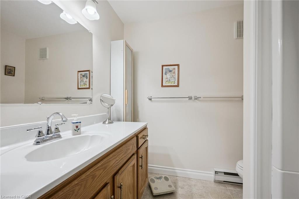 216-1009 Queenston Road Property Photo 21