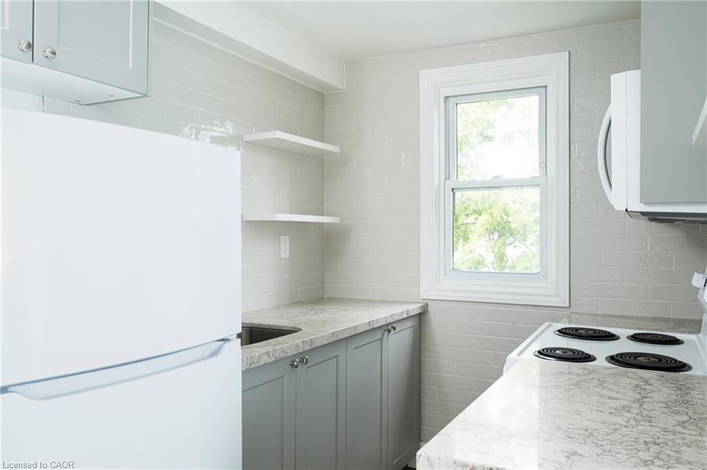 5-1182 Linbrook Road Property Photo 12