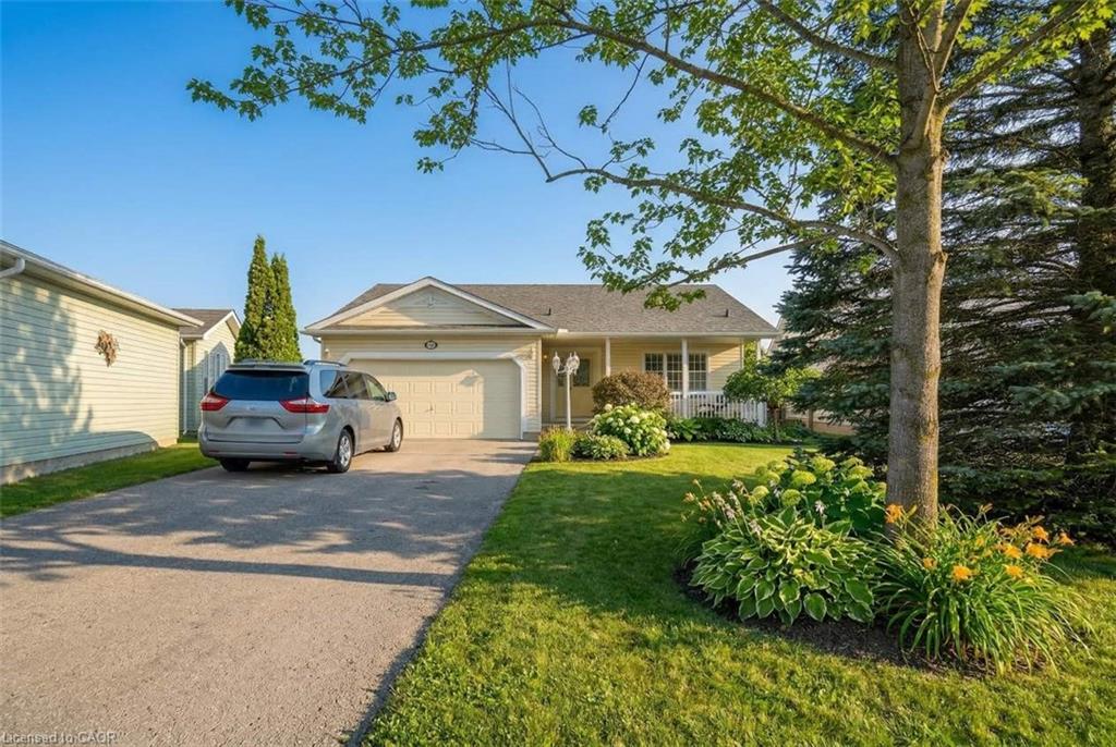 148 Glenariff Drive Property Photo 2