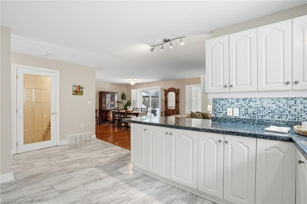 148 Glenariff Drive Property Photo 13