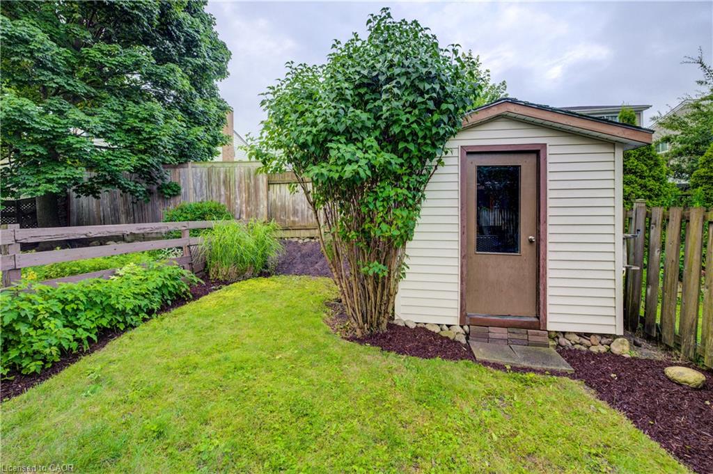 19 Hillbrook Crescent Property Photo 22