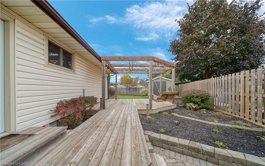 6 Bardadyn Court Property Photo 34