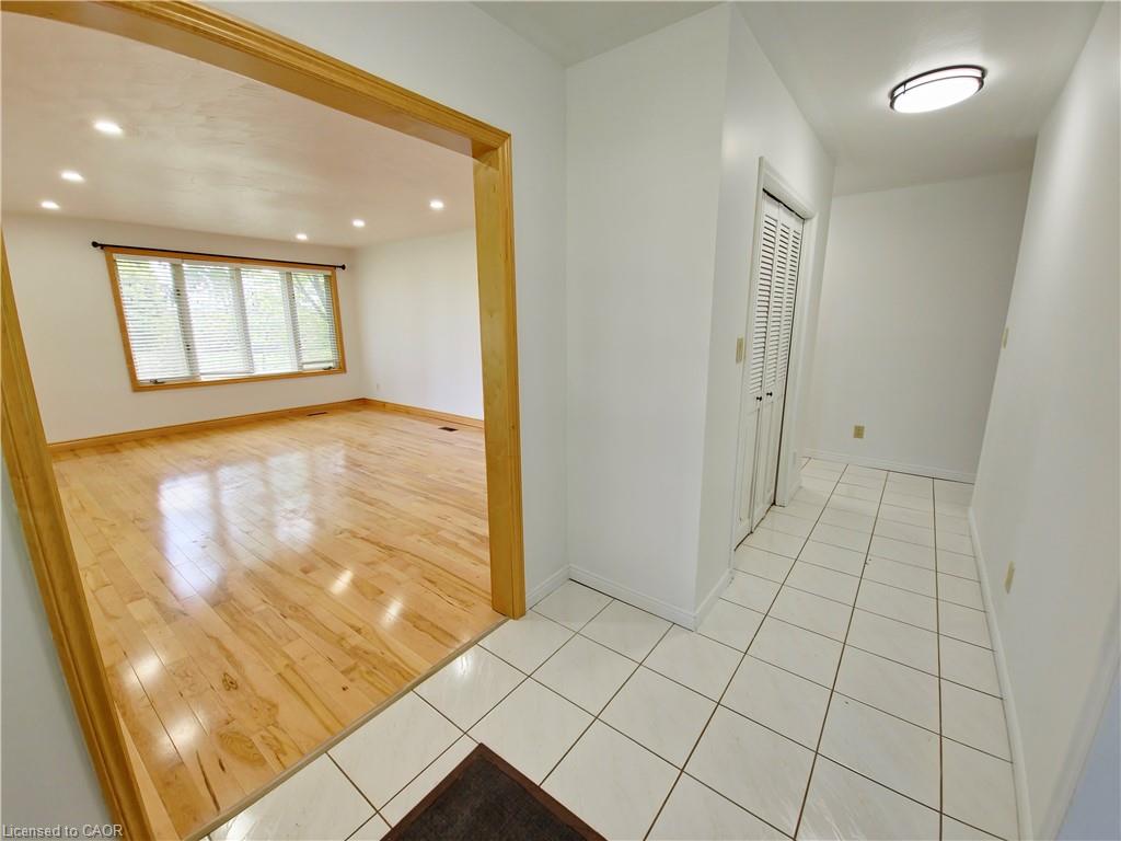 17 Cemetery Road Property Photo 6
