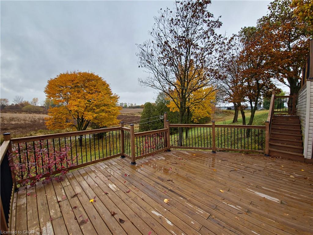 17 Cemetery Road Property Photo 32