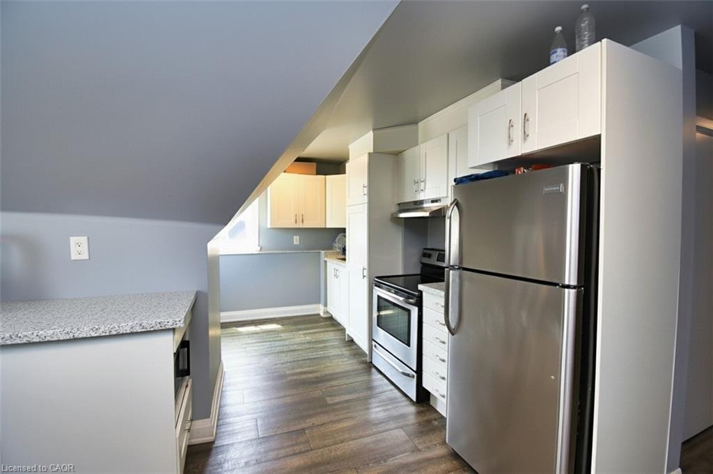 242 James Street S Property Photo 14
