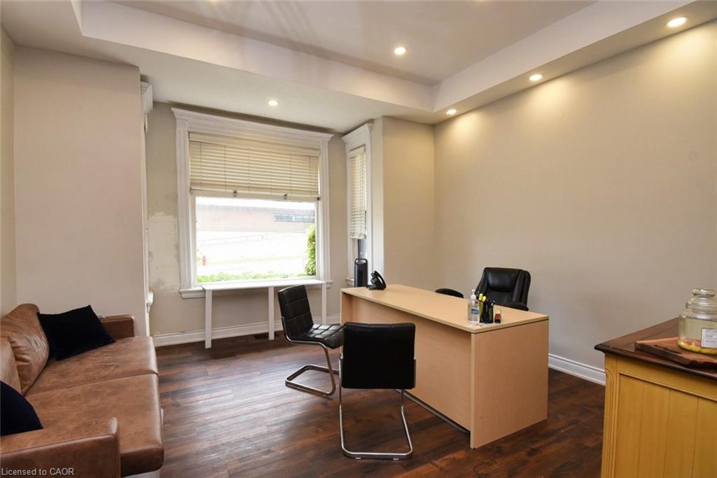242 James Street S Property Photo 16