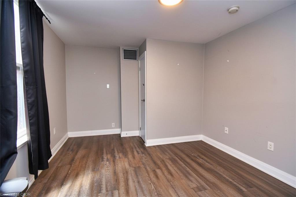 242 James Street S Property Photo 31