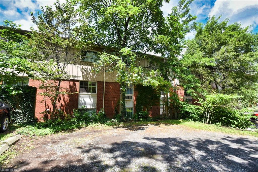 242 James Street S Property Photo 42