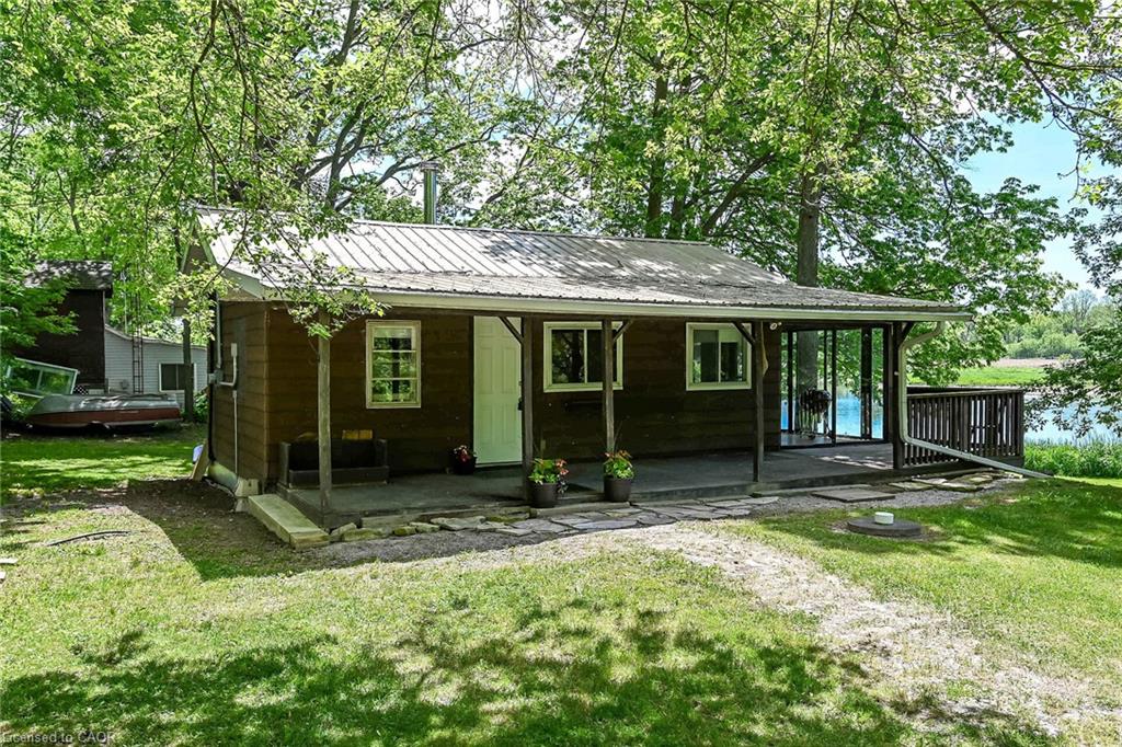 2 Townline Road E Property Photo 1