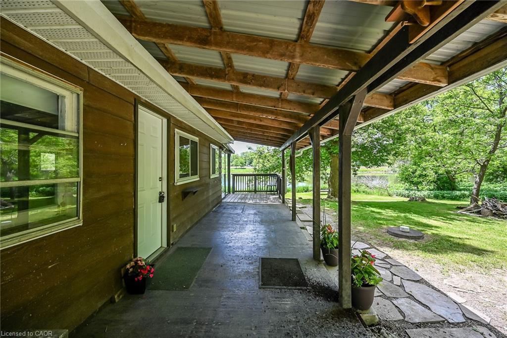 2 Townline Road E Property Photo 20