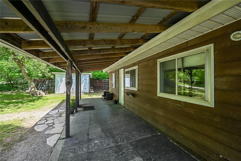2 Townline Road E Property Photo 21
