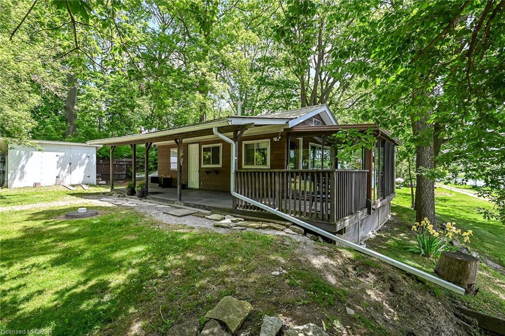 2 Townline Road E Property Photo 25
