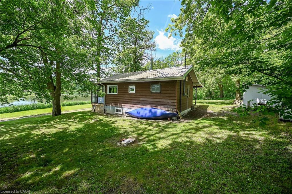 2 Townline Road E Property Photo 27