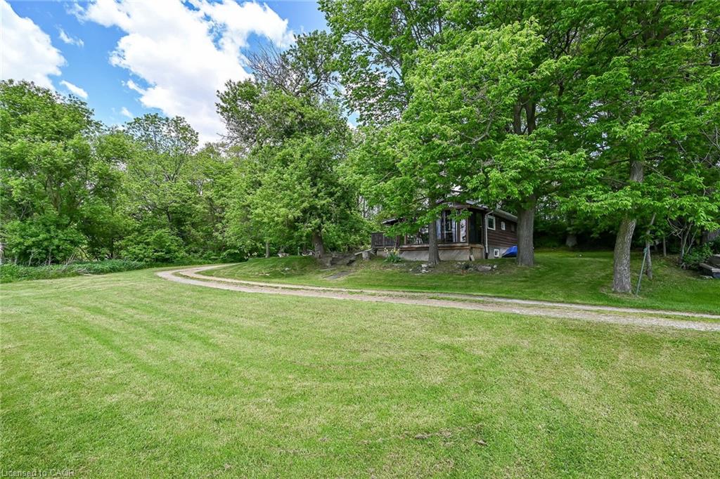 2 Townline Road E Property Photo 36