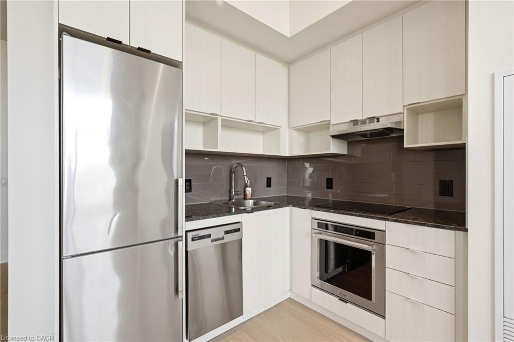 7 Mabelle Avenue Property Photo 18
