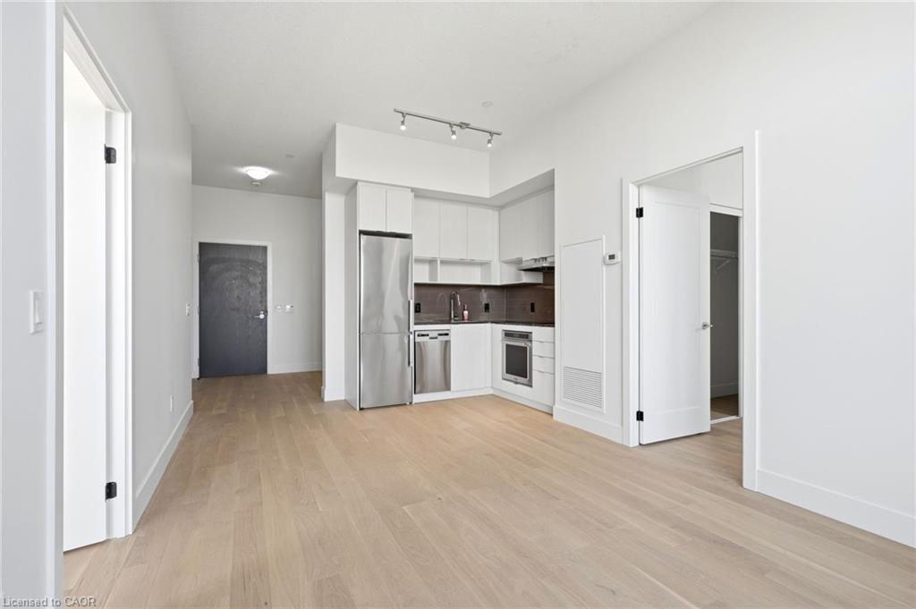 7 Mabelle Avenue Property Photo 20