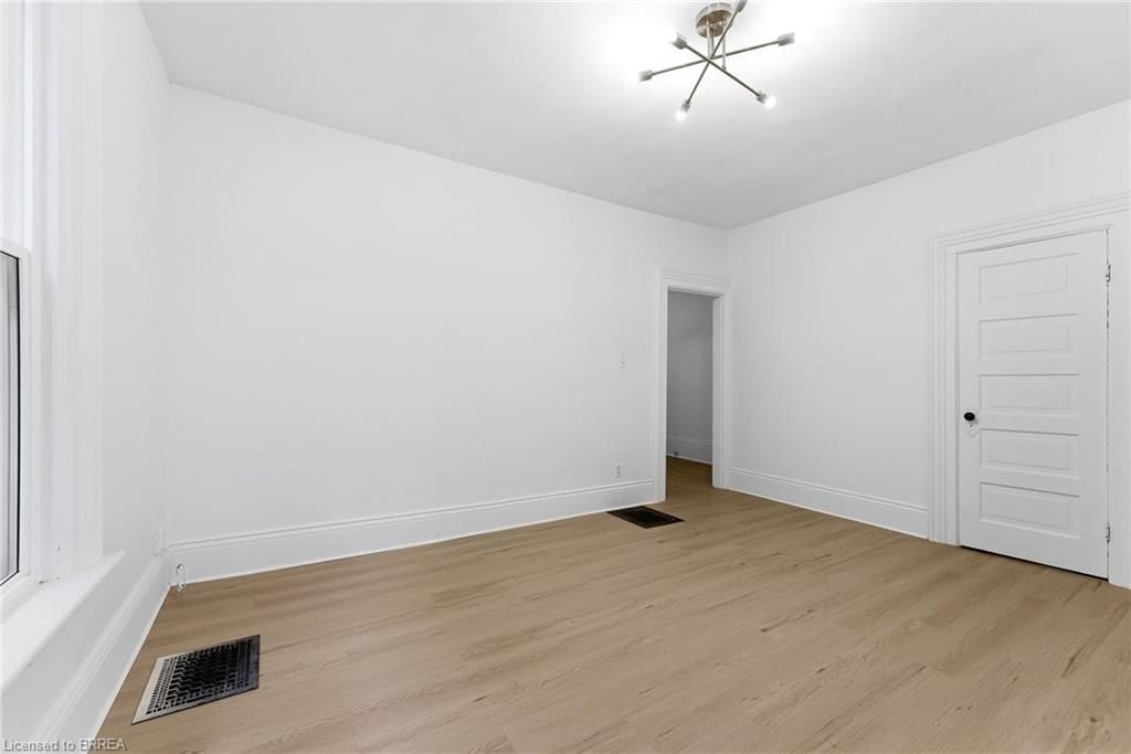 174-176 Darling Street Property Photo 11