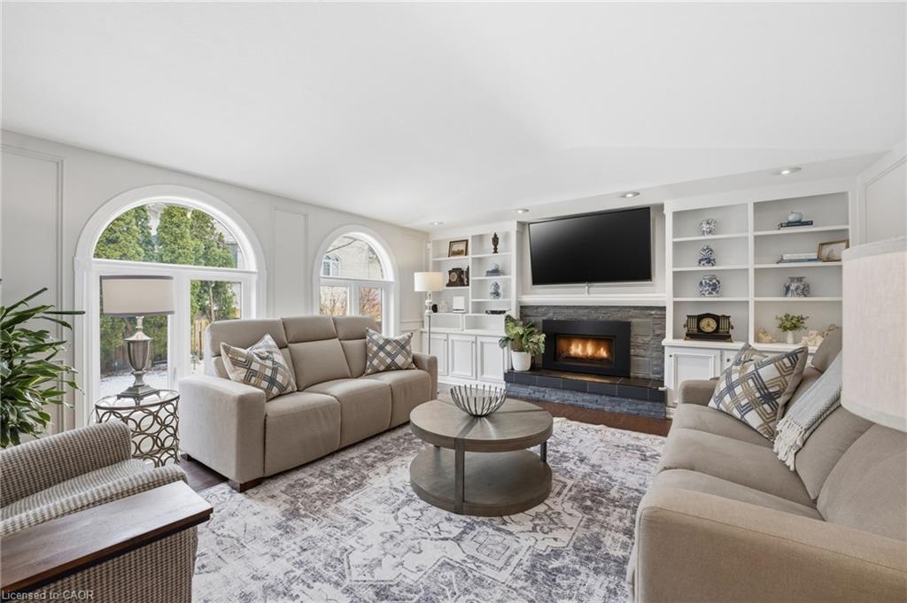 28 Deerview Avenue Property Photo 17