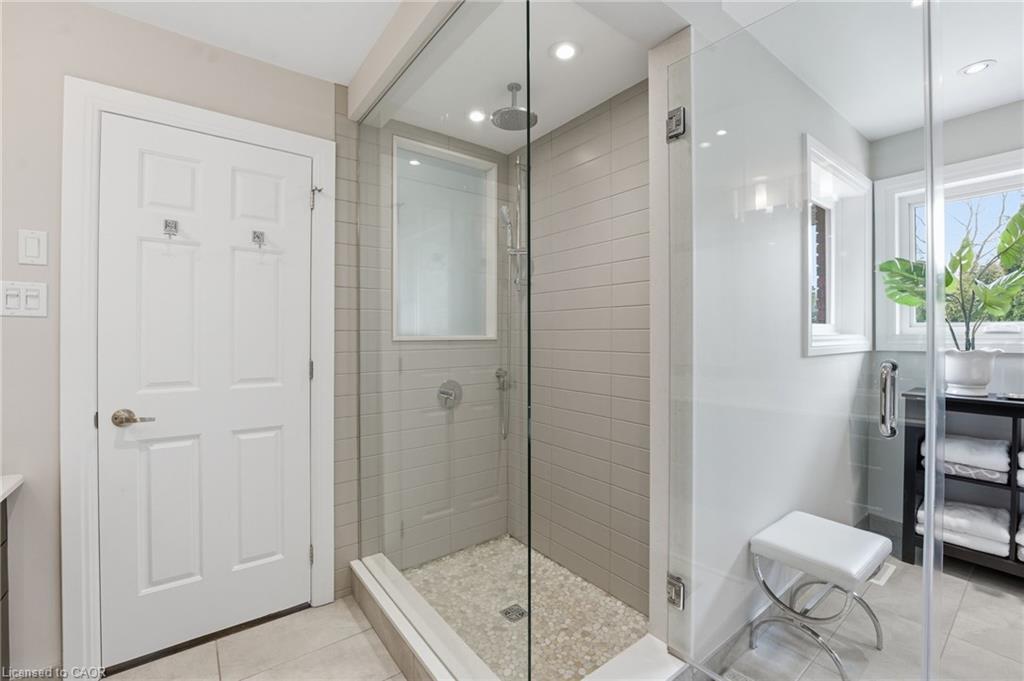 28 Deerview Avenue Property Photo 29
