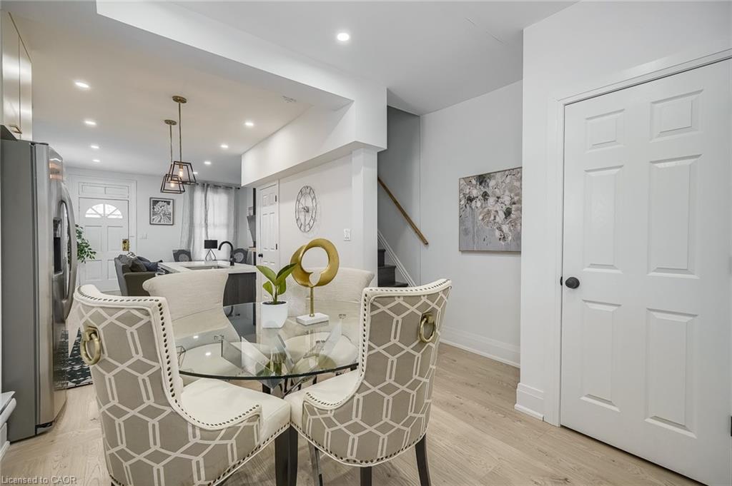 8 Elizabeth Street Property Photo 7