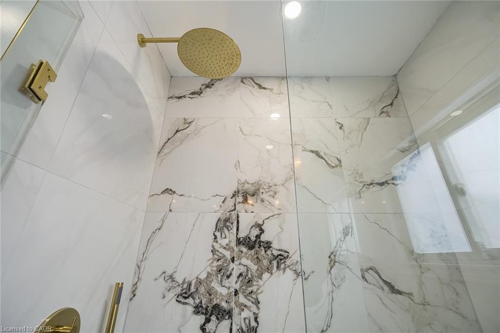 8 Elizabeth Street Property Photo 15
