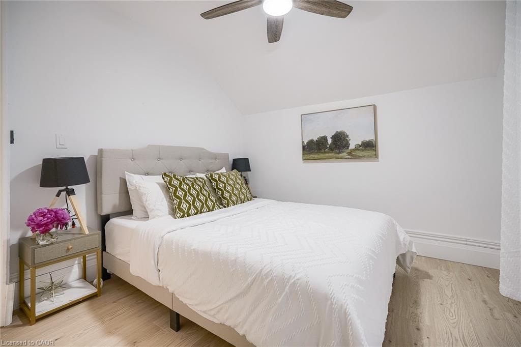 8 Elizabeth Street Property Photo 18