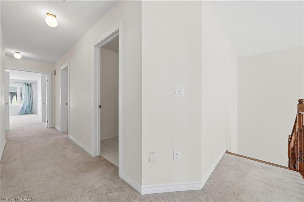 144 Gold Park Glen Property Photo 8