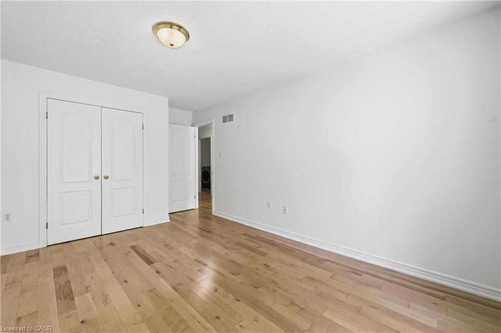 6-85 Edgewater Drive Property Photo 19
