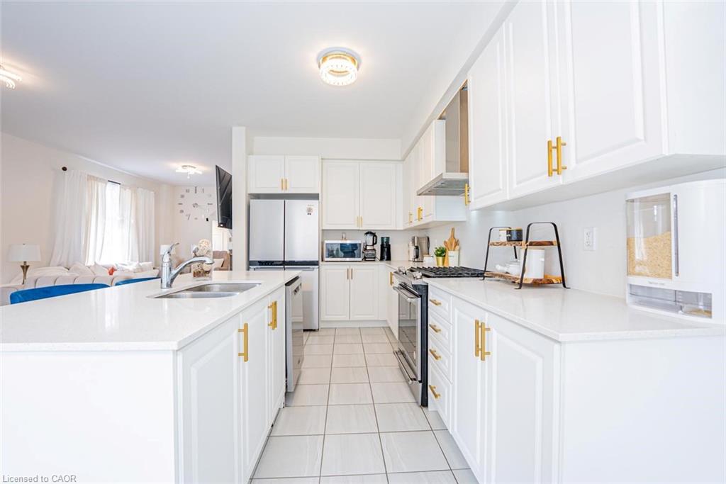 125 Jonkman Boulevard Property Photo 15