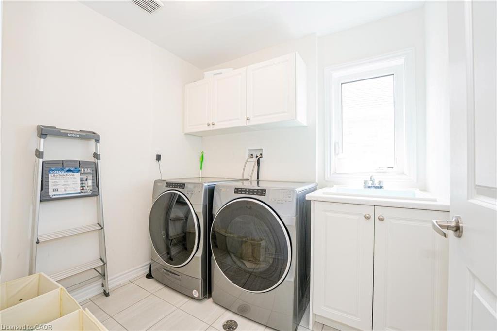125 Jonkman Boulevard Property Photo 35