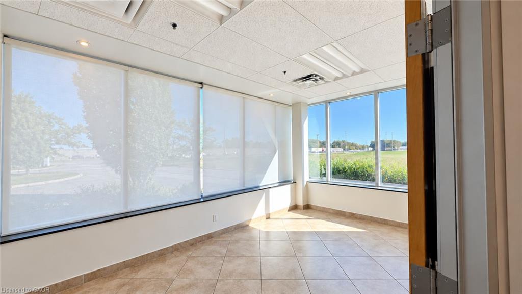 216-1100 South Service Road Property Photo 19