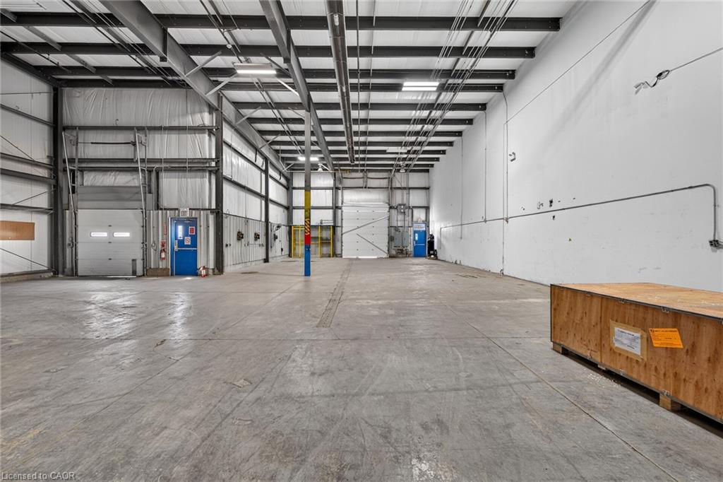 216-1100 South Service Road Property Photo 43