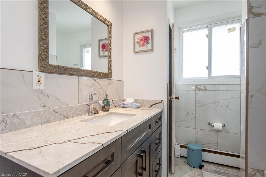 39 Secord Avenue Property Photo 22