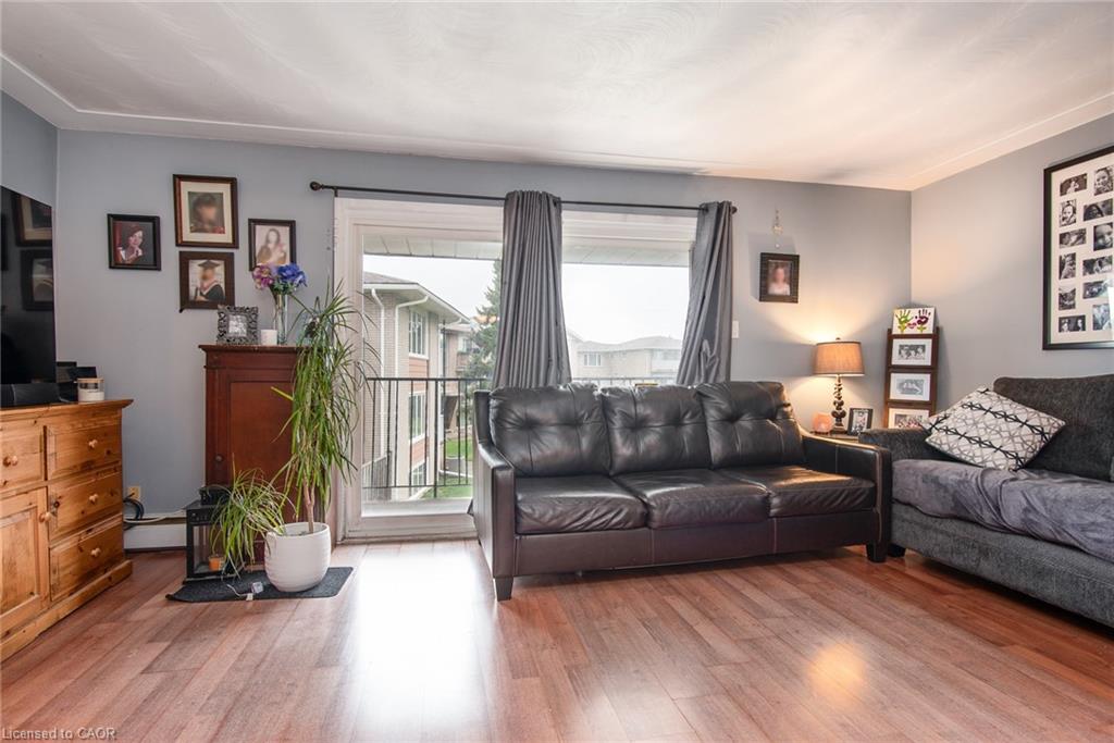 39 Secord Avenue Property Photo 26