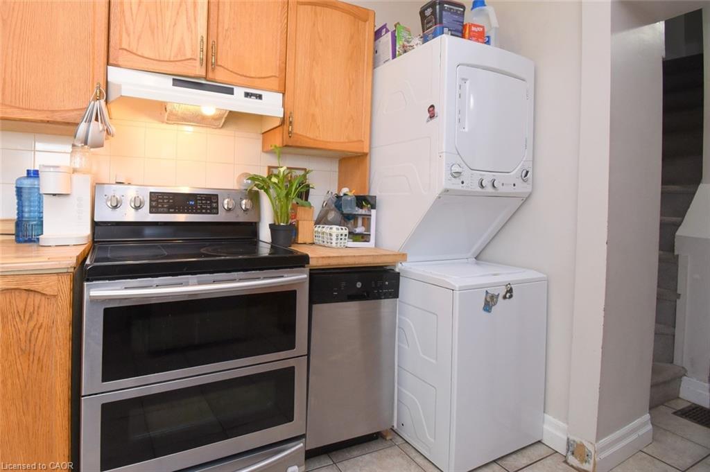 12 Wood Street W Property Photo 12