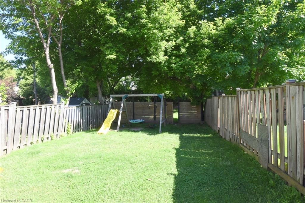 12 Wood Street W Property Photo 18
