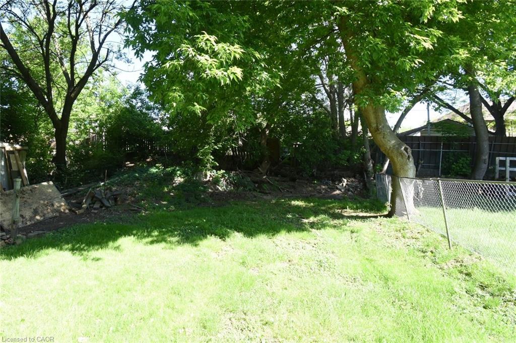 12 Wood Street W Property Photo 19