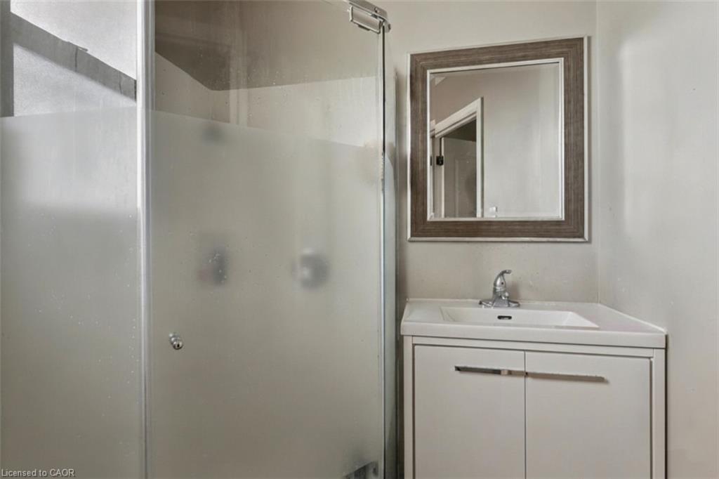122 Montrose Street Property Photo 17