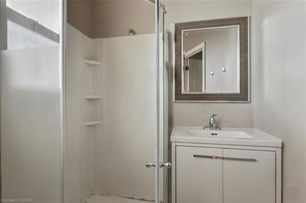 122 Montrose Street Property Photo 18