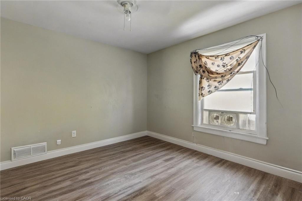 122 Montrose Street Property Photo 22