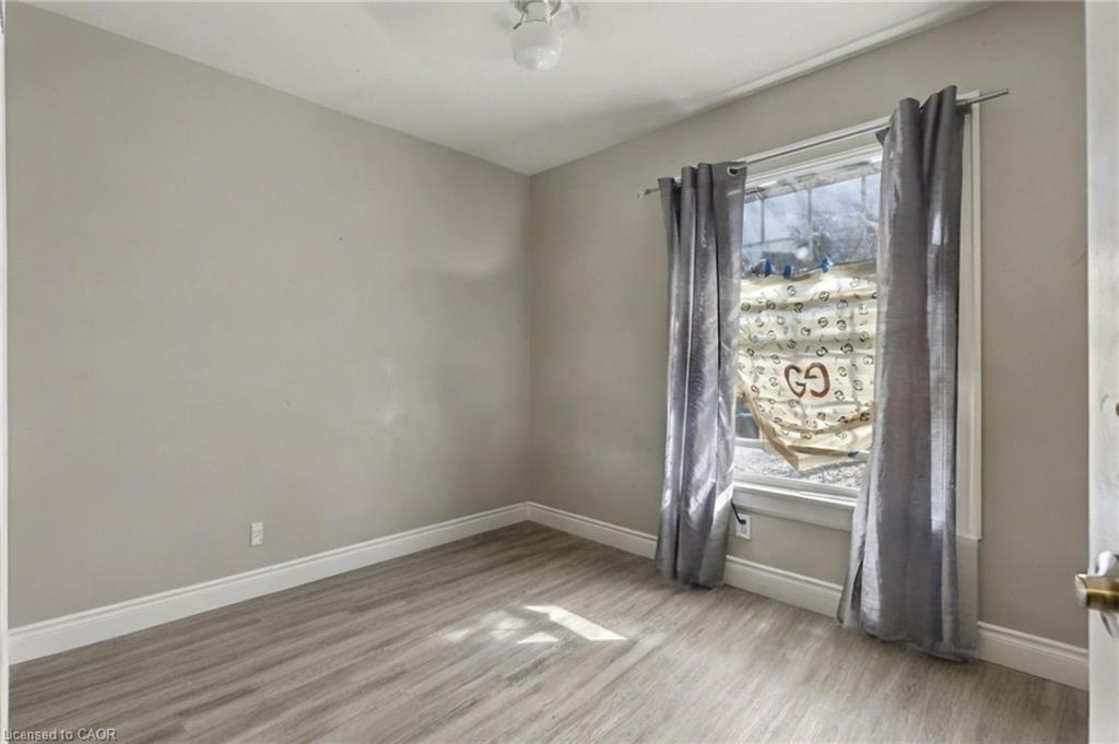 122 Montrose Street Property Photo 23
