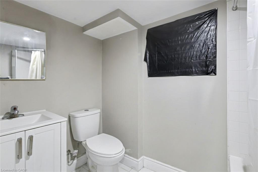122 Montrose Street Property Photo 35