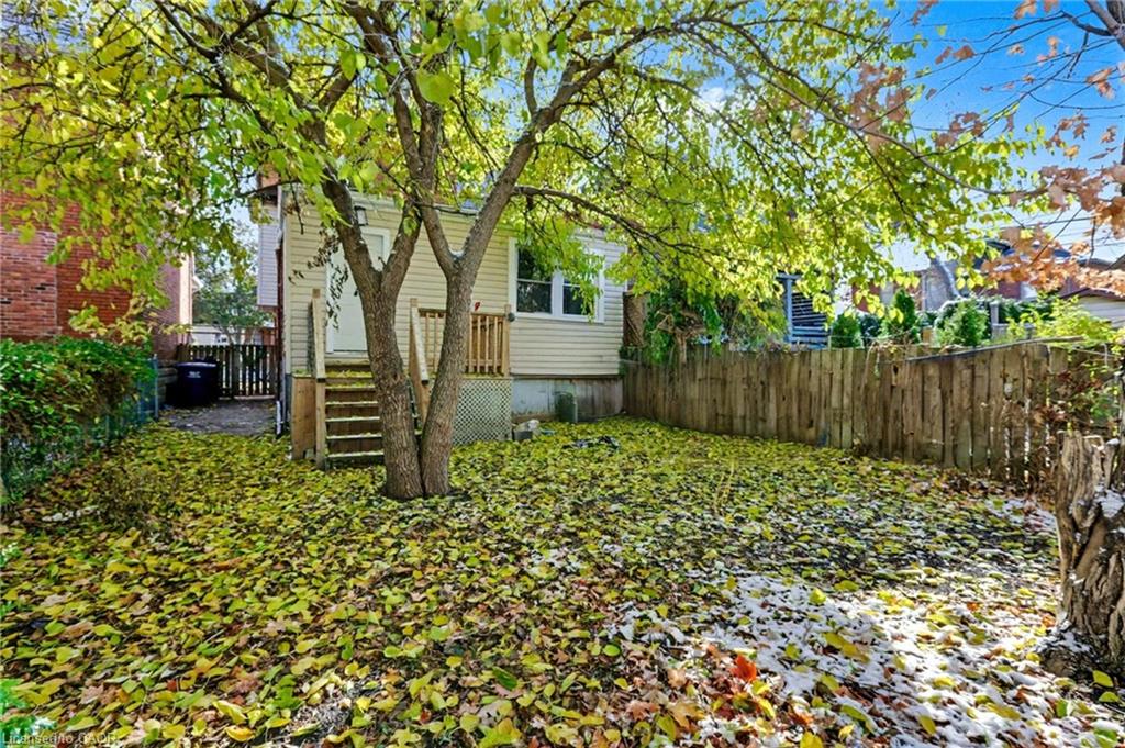 122 Montrose Street Property Photo 36