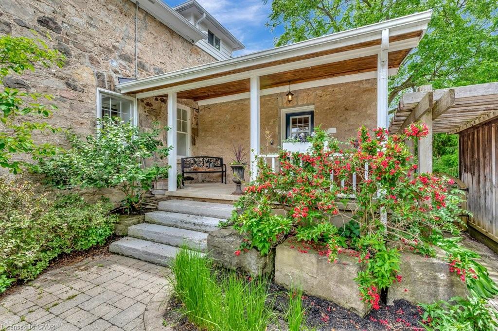 142 Glenmorris Street Property Photo 35