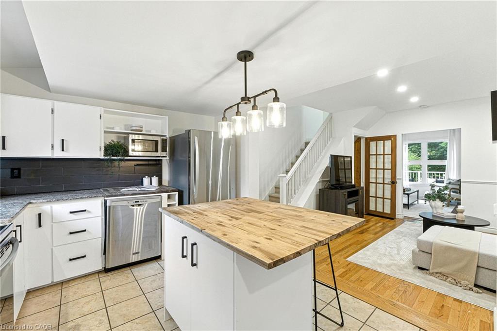 236 Cope Street Property Photo 22